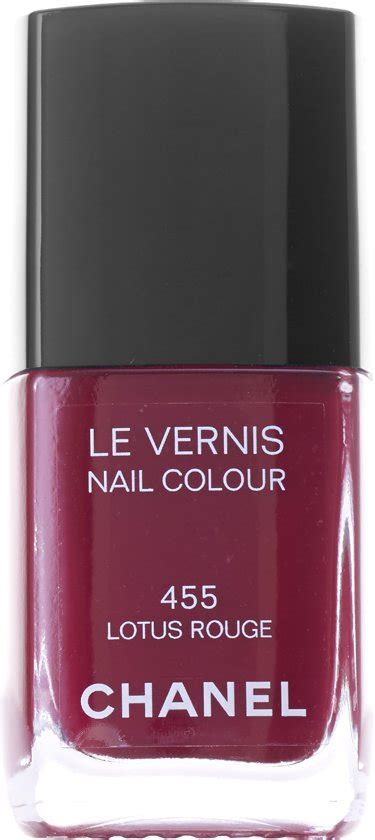 chanel le vernis lotus rouge